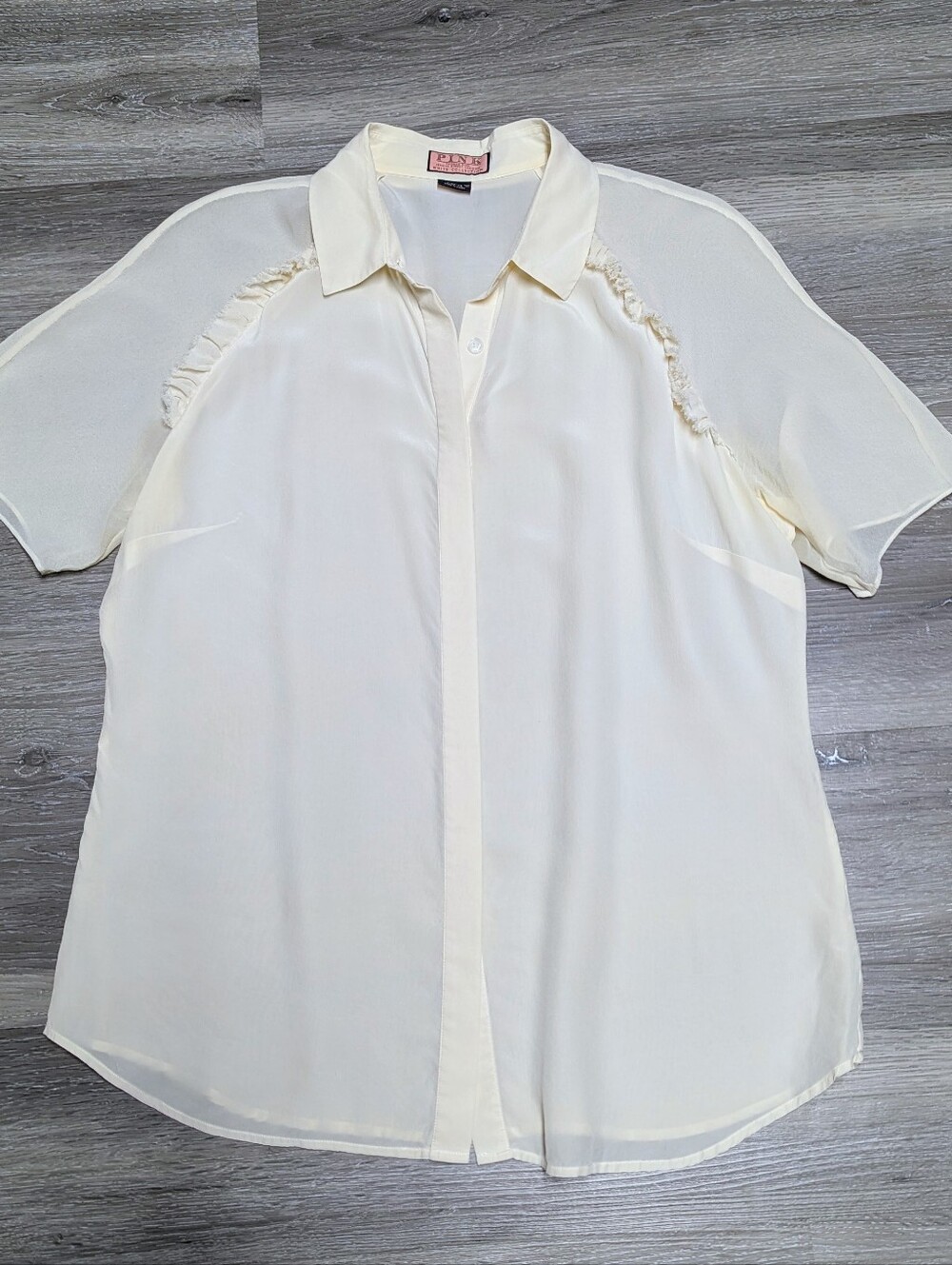 Thomas Pink Women's Silk Blouse US Size 12 Sheer Short Sleeve Ruffle